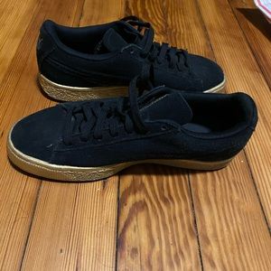 Puma Suede Black Gold Creeper Blingy Shoes Women's 7 Narrow Sneakers